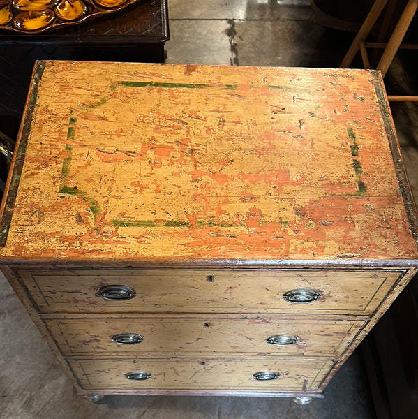 Wellington Chest, Original Paint