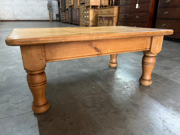 Small Vintage Pine Coffee Table with Turned Legs