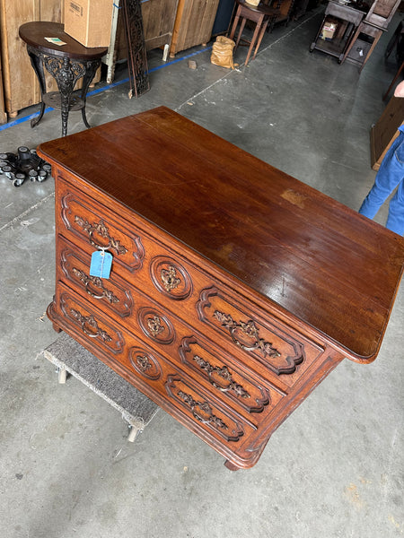 French 3-Drawer Commode
