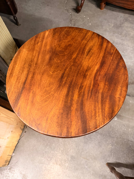 Pedestal Base Round Side Table