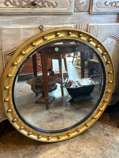 Round Gilt Frame Mirror
