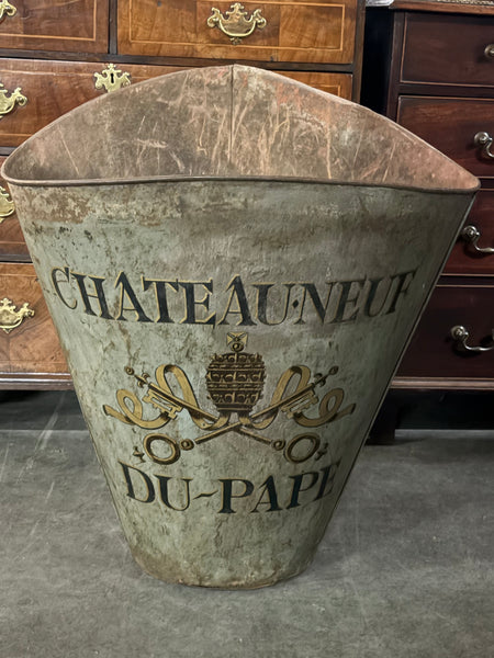 "Chateauneuf du-Pape" Grape Hod