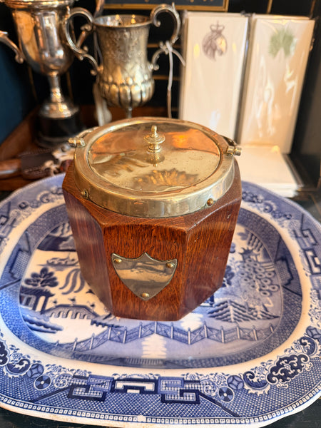 Biscuit Barrel, Octagonal