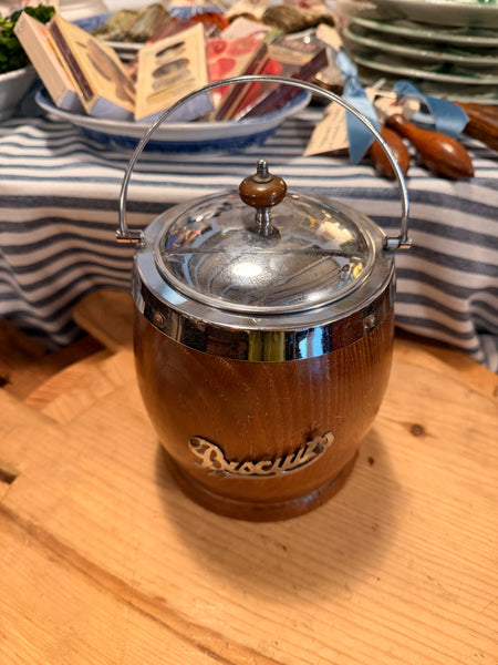 Biscuit Barrel, "Biscuits"