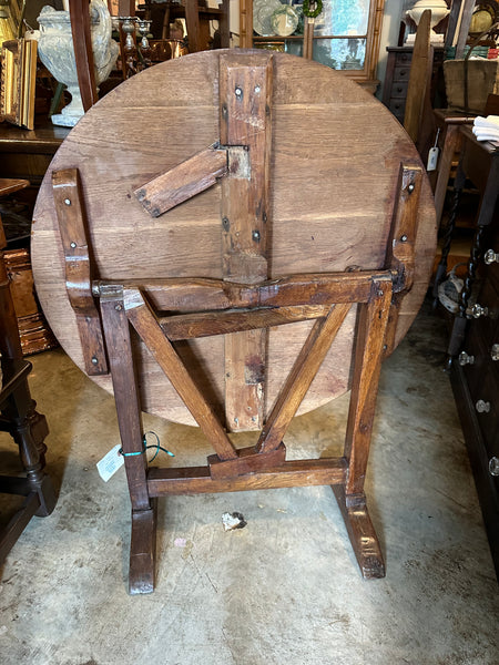 Small Round Vendange Table