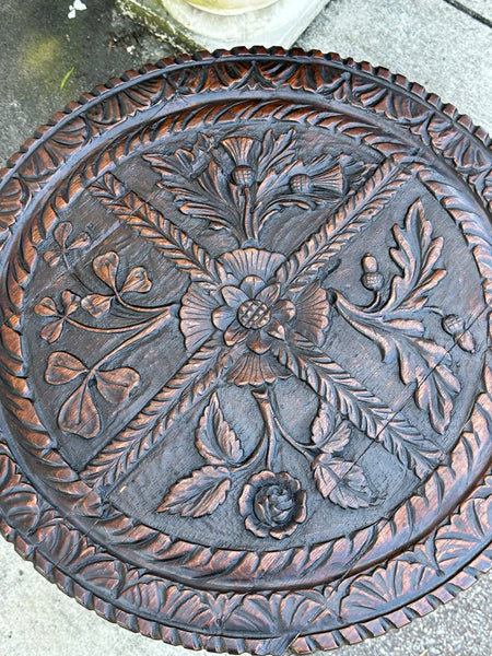 Carved Oak Snap Top