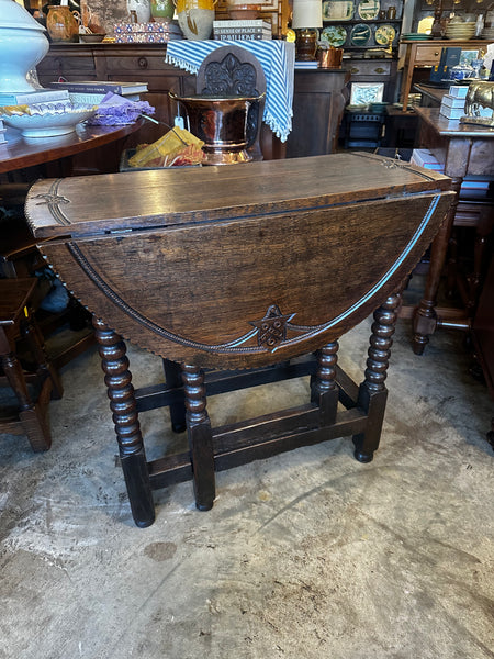 English Oak Carved Top Gateleg Table
