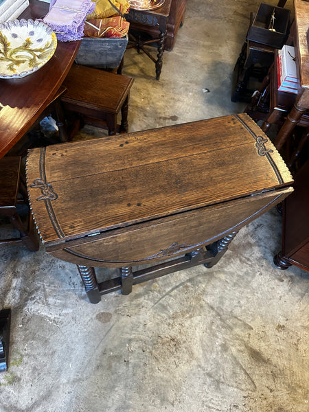 English Oak Carved Top Gateleg Table