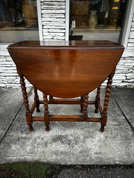 English Oak Gateleg Table