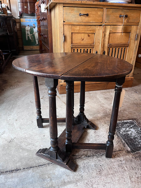 Small English Oak Gateleg Drinks Table
