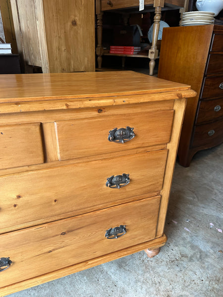 Victorian Pine 2-Over-2 Chest