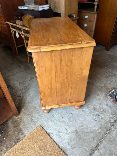 Victorian Pine 2-Over-2 Chest
