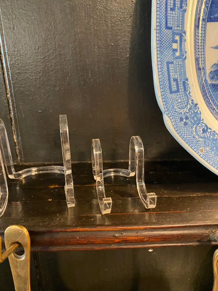 Acrylic Plate Stand