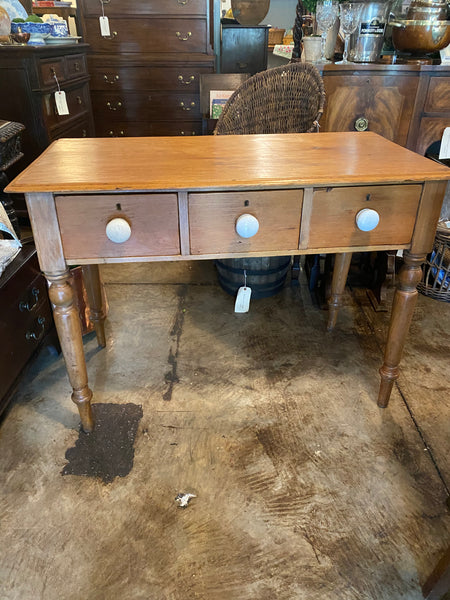 Pine 3-Drawer Side Table