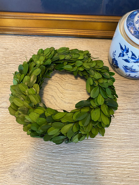 Boxwood Candle Ring, 6"