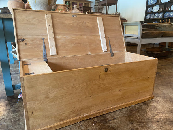 Pine Blanket Box